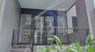 Gambar 1 Di Jual Rumah Baru  3lt  Di Setra Duta, Bandung