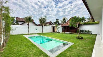 Gambar 5 For rent 3 bedrooms pool villa With Big garden In Central seminyak