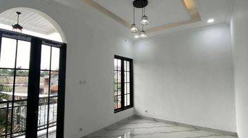 Gambar 2 For Sale 3 Bedroom House in Jagakarsa