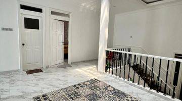 Gambar 5 RUMAH BRAND NEW CLASSIC MODERN, FULL FURNISHED