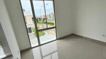 Gambar 2 Rumah 2 Lantai Luas 4,5x10 45m2 Type 2kt di Cluster Nashville Pik Pantai Indah Kapuk