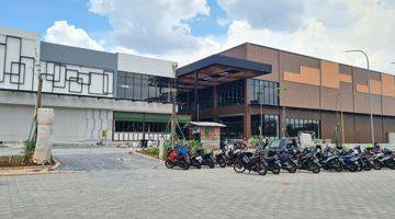 Gambar 4 Ruko Hadap Jalan Gading Serpong Ruko Hampton Avenue Bersebelahan Dgn Pappajack Resto