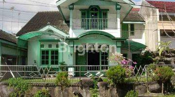 Gambar 1 RUMAH BESAR 2 LANTAI FULL FURNISHED DI PERUMAHAN BALIKPAPAN BARU