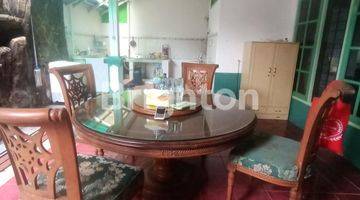 Gambar 4 RUMAH BESAR 2 LANTAI FULL FURNISHED DI PERUMAHAN BALIKPAPAN BARU