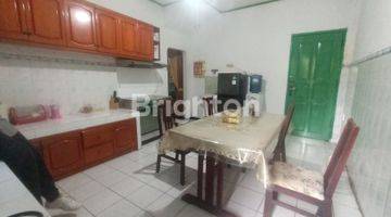 Gambar 2 RUMAH BESAR 2 LANTAI FULL FURNISHED DI PERUMAHAN BALIKPAPAN BARU