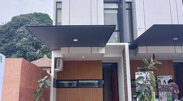 Gambar 2 Rumah Baru 2 Lantai Modern Minimalis di Jatiwaringin Bekasi 