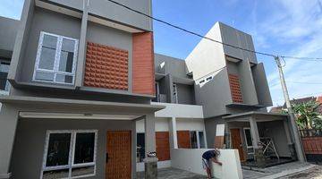 Gambar 4 Rumah Ready Siaphuni Modern Minialis 2lantai di Mampang Depok