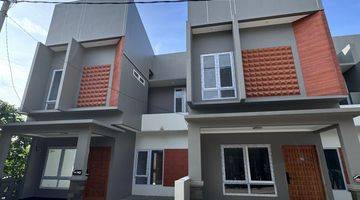 Gambar 1 Rumah Ready Siaphuni Modern Minialis 2lantai di Mampang Depok