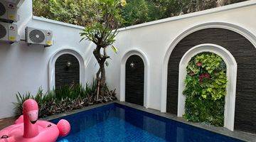 Gambar 2 Rumah Hunian Mewah swimming pool di cluster elite Citragrand Semarang