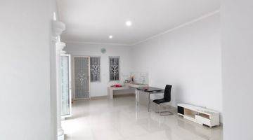 Gambar 1 Dijual rumah di Alicante Gading serpong