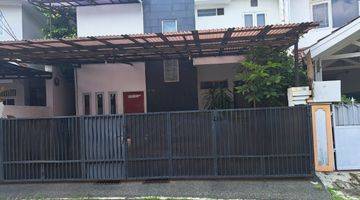 Gambar 2 Dijual Cepat Rumah 2 Lt Semi Furnished Lokasi Strategis