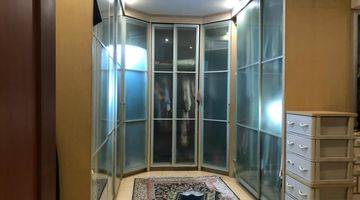 Gambar 3 Dijual Rumah Mewah Fasilitas Villa Furnished Garasi Luas SHM