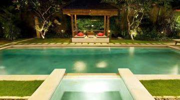 Gambar 3 Balinese building art design and a mixture of modern design villa in seminyak, bali For Sale