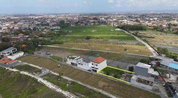 Gambar 5 Tanah di Raya Kedampang Langka view Sawah Dijual Murah