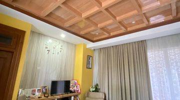 Gambar 2 Rumah Minimalis Modern, Hook di Graha Raya, Tangerang Selatan