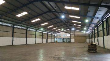 Gambar 2 Gudang Dengan Loading Dock Di Kbn Marunda 1.500m² Bagus