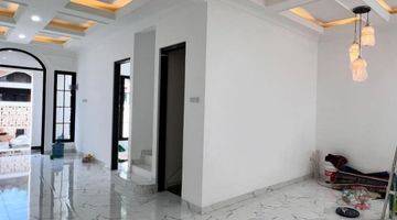 Gambar 4 Dijual Cepat Rumah Modern Minimalis di Bsd Griya Loka