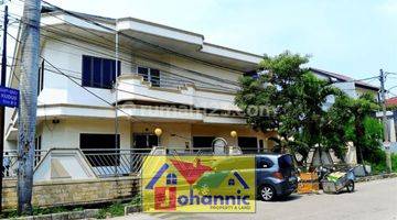 Gambar 1 Rumah Elegan 2 Lantai Hook Bebas Banjir di Green Garden