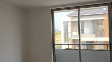 Gambar 4 Rumah Pantai Bukit Villa Siap Huni Uk 10x30 Pik2