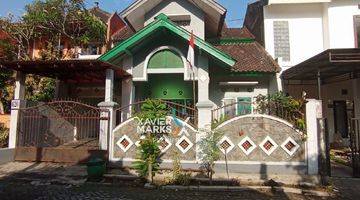 Gambar 1 V005 Dijual Rumah Cantik di Riverside, Blimbing, Malang