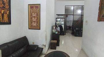 Gambar 5 V003 Dijual Rumah Cantik Jl. Bunga bunga Malang