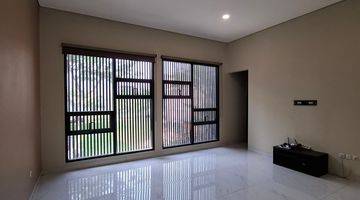 Gambar 2 Rumah 2 Lantai Green Lake City Bagus Furnished