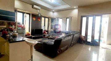 ruang tamu rumah area premium siap huni