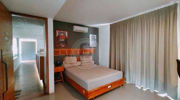 kamar tidur rumah furnish dalam cluster modern