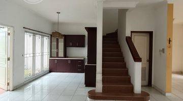 Gambar 1 Rumah Dijual Dalam Cluster Semi Furnish di Graha Hijau Ciputat 