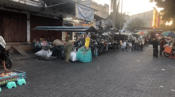 Gambar 5 Ruko di Jalan Taman Cibodas Belakang Tip Top Cimone Tangerang