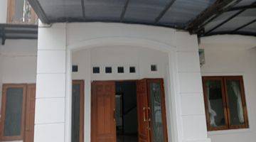 Gambar 5 For rent/disewakan rumah 2lantai 4bedroom near Teuku umar