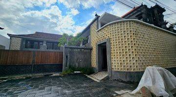 Gambar 1 FREEHOLD 11BR VILLA AT HAYAM WURUK, RENON