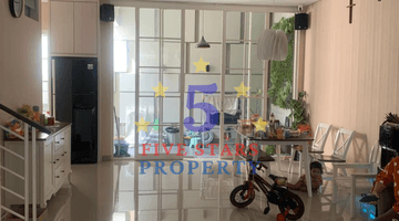 Gambar 4 Rumah 2 Lantai Furnished di Citraland The Greenlake, Surabaya