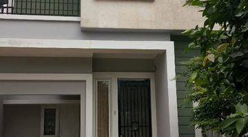 Gambar 4 Dijual Rumah Di Chalcedony PHG Gading Serpong