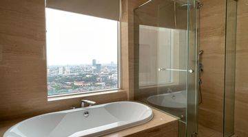 Gambar 5 Apartement Botanica 2 BR Bagus High Floor Best View Semi Furnish