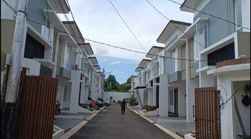 Gambar 2 Rumah 2 Lantai di Perum green urban ciputat sudah rapih siap huni