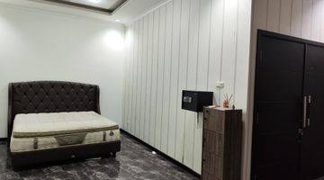 Gambar 2 Rumah Mewah 2 Lantai Murah Tengah Kota Tangerang Full Furnished