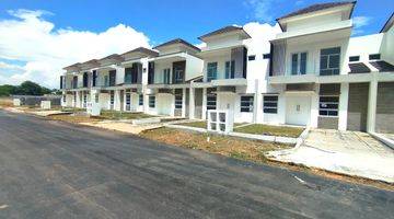 Gambar 2 Dijual Rumah 2 Lantai Crown Hill Batam Centre