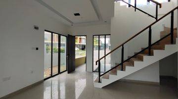 Gambar 3 Dijual Rumah Cantik Hook 3Lantai Standard Developer The Icon Residence, Batam Centre