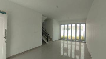 Gambar 4 Dijual Rumah 2 Lantai Crown Hill Batam Centre