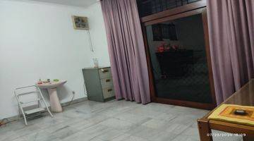 Gambar 3  Rumah Bu Dan Murah Semi Furnished Bagus SHM - Sertifikat Hak Milik di Intercon kebon jeruk, Intercon