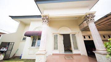 Gambar 1 Rumah 2 Lantai Bagus Semi Furnished Shm Di Jl.serdang 2 No 74, Beji, Depok, Depok