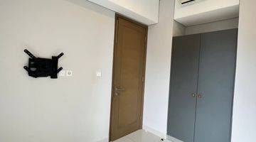 Gambar 1  Apartemen Taman Anggrek Residences 1 Kamar Tidur Unfurnished