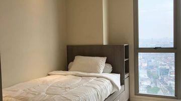 Gambar 4  Apartemen Taman Anggrek Residences 3 Kamar Tidur Furnished Baru