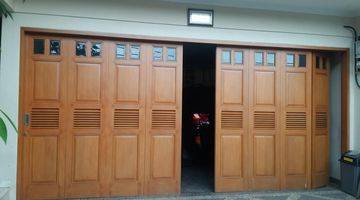 Gambar 4 Rumah 2 Lantai Bagus Semi Furnished SHM di Jl. Resak, Jakarta Selatan