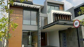 Gambar 1 Dijual Rumah Mewah Clustet Lyndon Navapark Bsd