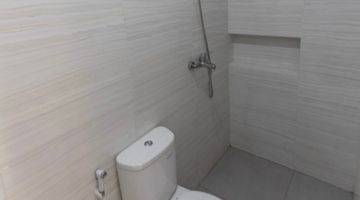 Gambar 5 Dijual Rumah Minimalis Modern 2 Lantai Balkon Alam Sutera Tangerang