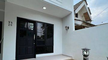 Gambar 1 Rumah Minimalis American Classic Fasade Modern Kencana Loka Bsd Tangerang Selatan