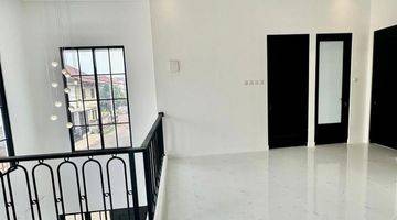 Gambar 5 Rumah Baru Modern Luxury 2 Lantai Hook Nusaloka Bsd Tangerang Selatan