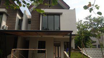 Gambar 1 Rumah Unit Pojokan + Privat Pool Carport 3 Mbl Dalam Cluster Besar Kpr 0